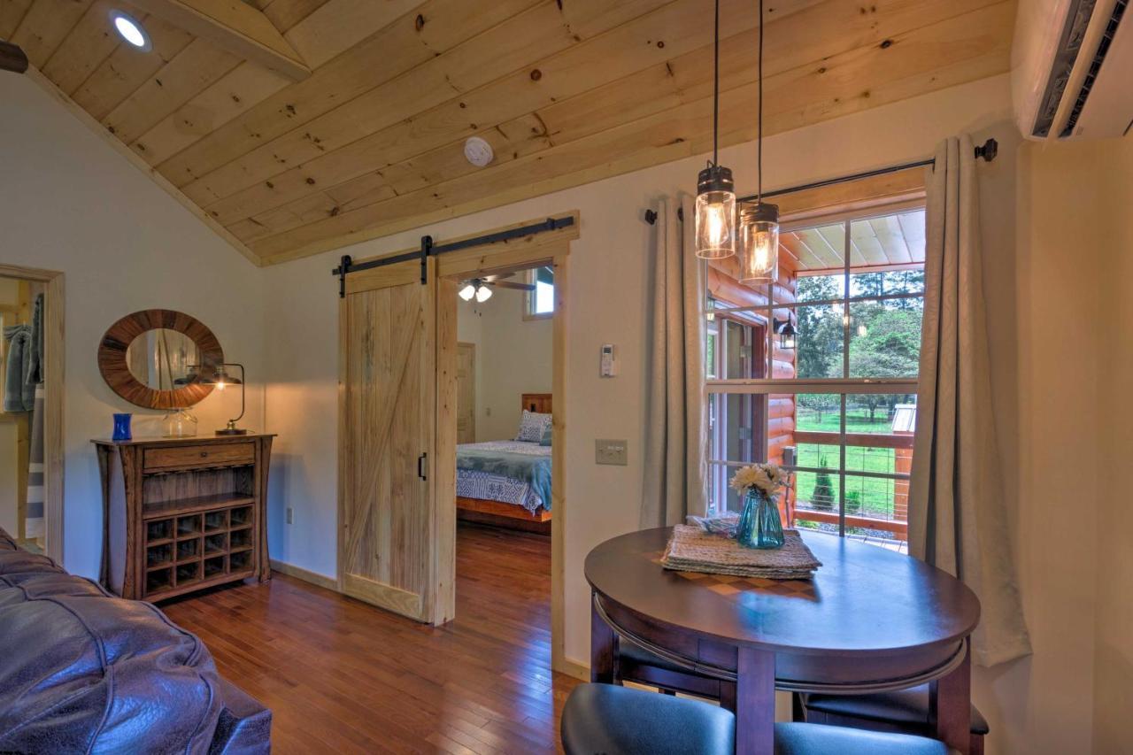 ברייסון סיטי Cozy Riverfront Cabin With Private Deck And Hot Tub! מראה חיצוני תמונה